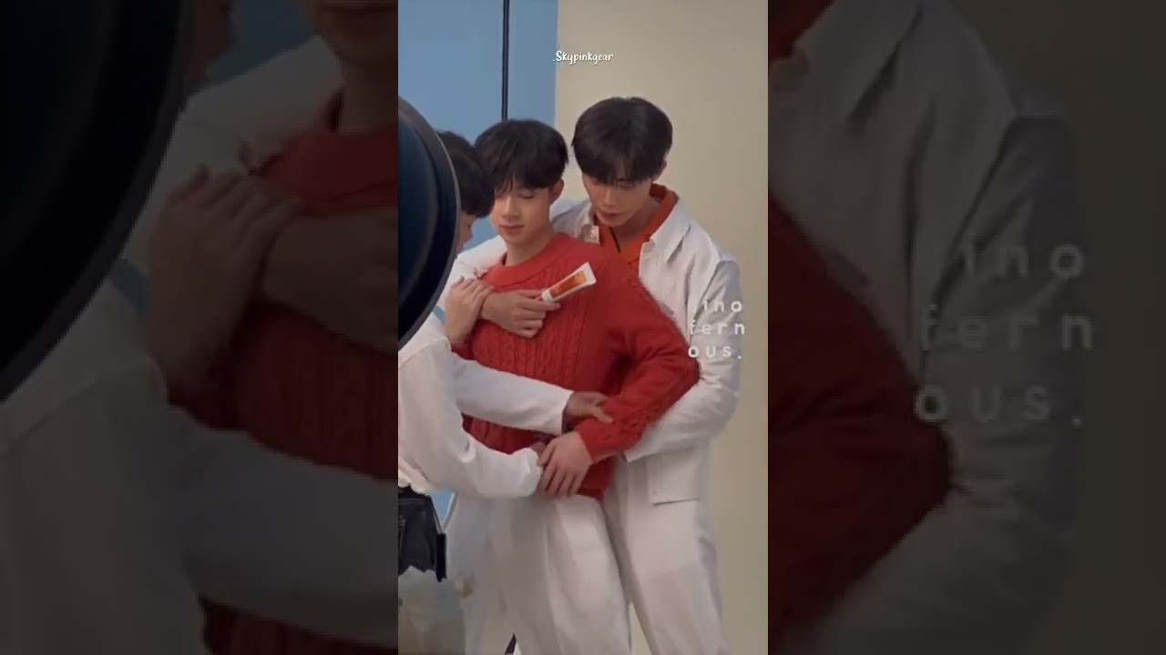 YouTube에서 Nunew when stare like this? I'm scared😳 #zeenunew #cutiepie #zeepruk #nunew #boyslove #lgbt #bl 보기 YouTube에서 Nunew when stare like this? I'm scared😳 #zeenunew #cutiepie #zeepruk #nunew #boyslove #lgbt #bl 보기