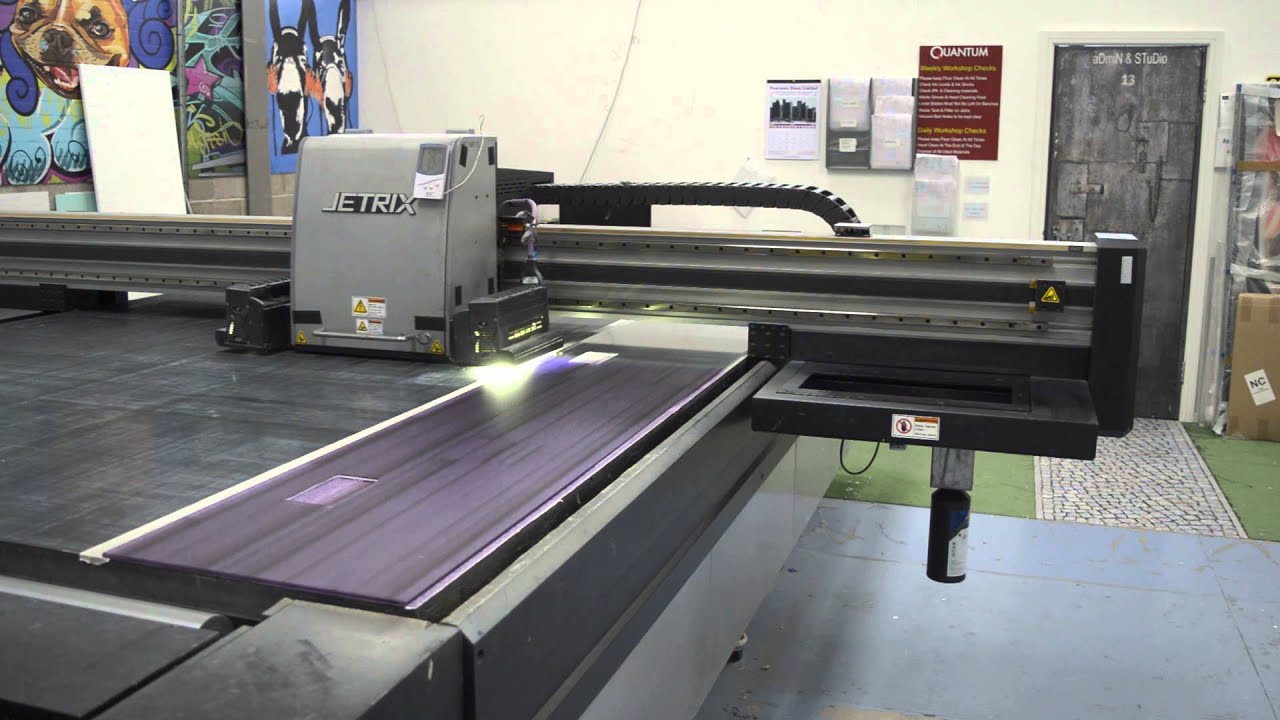 Glass printed splashback