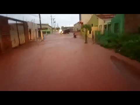 Rua alagada em Itainópolis - PI