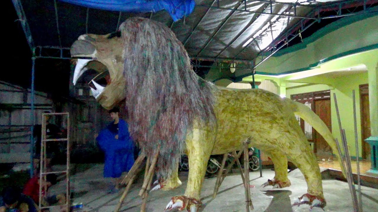 Finishing arak arakan takbir keliling takbiran idul fitri ada dinosaurus, kuda terbang, singa