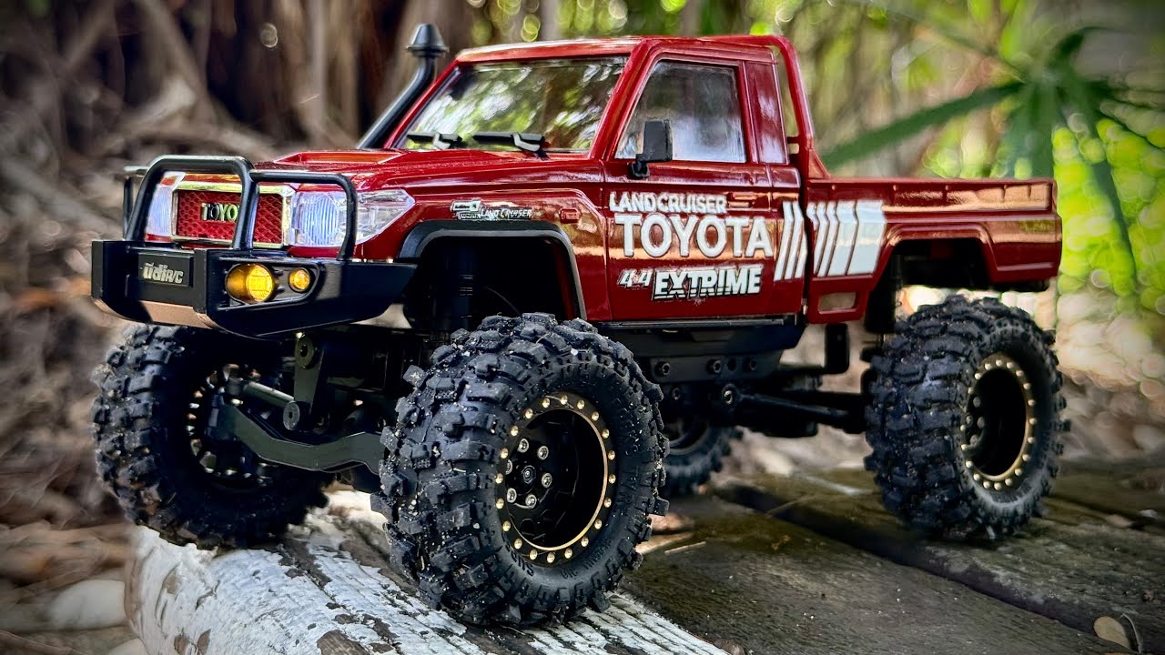 RC Relax | UDIRC UCX2404 PRO Toyota Land Cruiser J79 [Brass Wheel