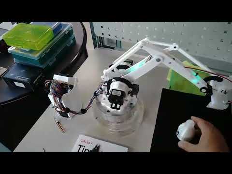 Inverse kinematics training with neural networks for a robotic arm