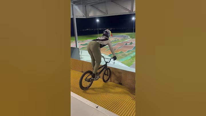 BMX racing start 😁 Subscribe! #viral #bmx