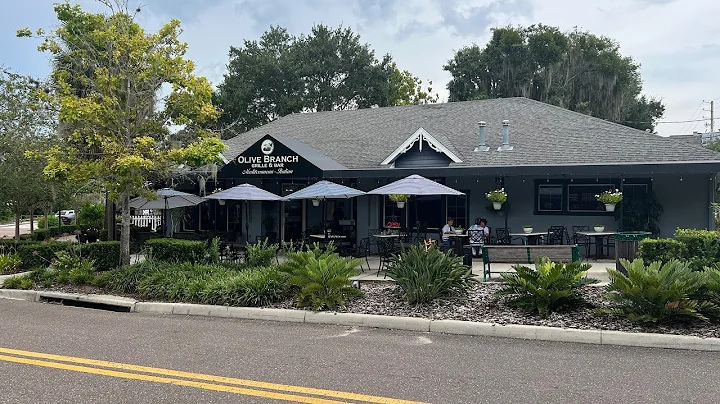 Eating at the Olive Branch in Mount Dora, Florida ...