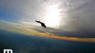 Ledo - Skydiving ( Original Mix )