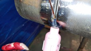 TIG welding pipe tight root Lay Wire Techniques / How to weld a narrow gap in a 5G position