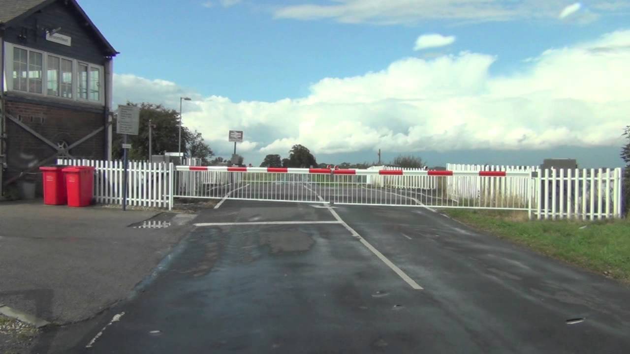 Broomfleet Station Level Crossing