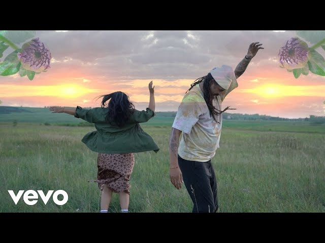 Michael Franti & Spearhead - Hands Up To The Sky (Official Music Video) class=