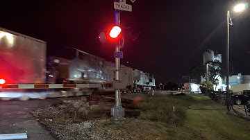 CSX ES40DC 5428 Leads a Rock Train through Auburndale + Great Horn