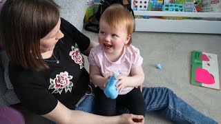 فيديو | بارقة أمل.. علاج جيني مبتكر يمكّن طفلة بريطانية من السمع لأول مرة