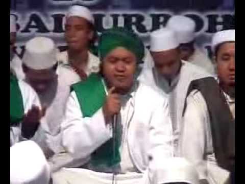 Hj. Rahmawati Jamal-Shalawat Cahaya Al Qur'an  Doovi