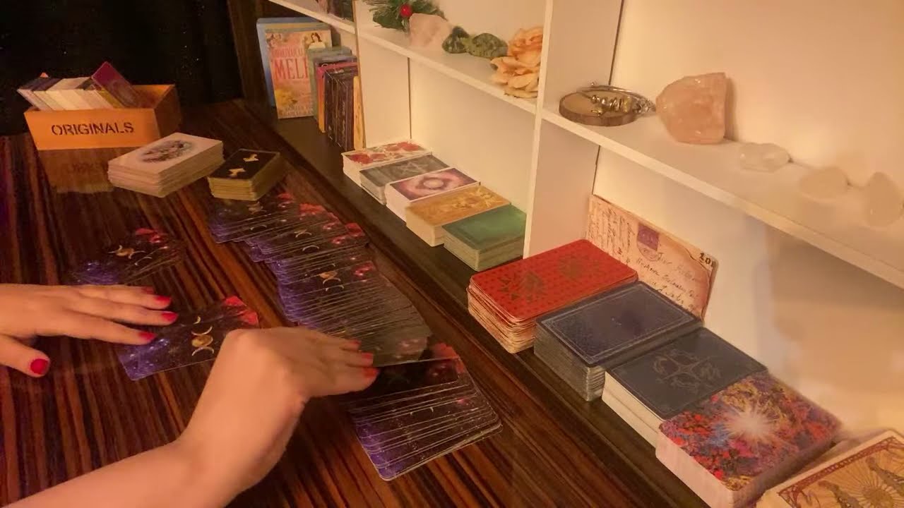 Şu anda O nasıl, benimle ilgili düşünce ve hisleri neler?/ Tarot, tarot falı, katina aşk falı