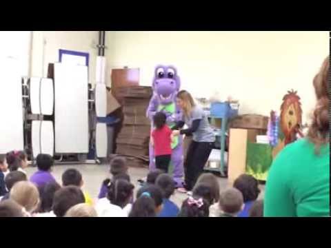 Chomp at Norman Binkley Elementary School Showing the RIGHT way to brush treeth!