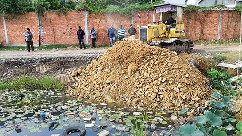 Amazing Actions! Filling Land New Project, Garbage Dump & Clear Trash Into Water By Skill D31p Dozer