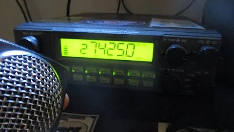 11 meter band radio DX contact  33 Illinois has a  Q5 signal