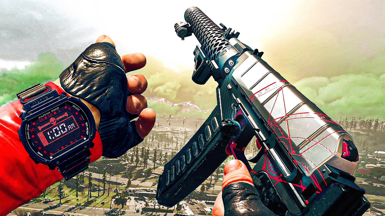 Playing Warzone SOLOS at 1AM is literally a horror game!