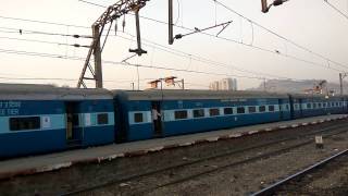 22108 Latur Mumbai superfast Express departing from kalyan