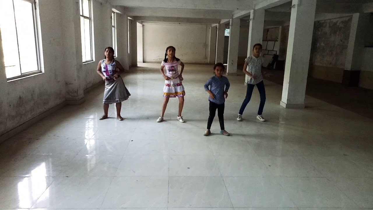 Kids dance on Lamborghini. - YouTube
