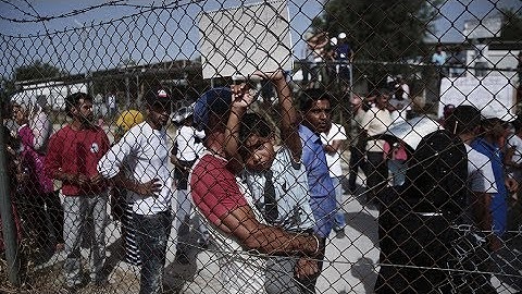 Managing migration flows