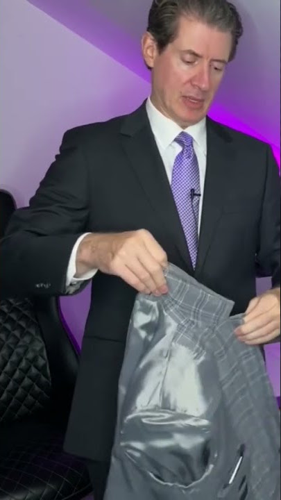 How To Fold A Jacket For Travel Luggage NO WRINKLES. #howtofold #nowrinkles @suitcafe