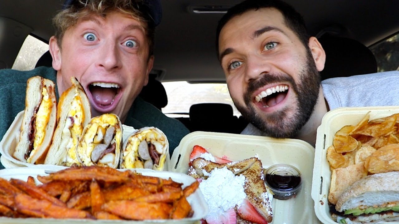 TASTE TESTING THE BEST BRUNCH PLACE with MATT KING!!