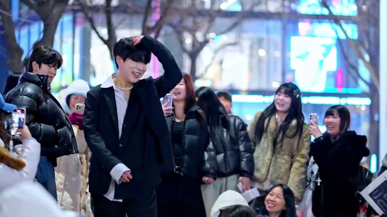 [ Love Shot ] _ 댄스팀 아레스 _ 홍대 댄스 버스킹  _ 26-02-03