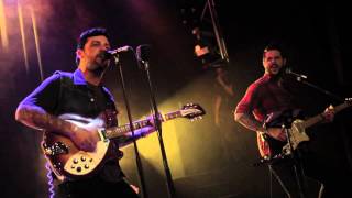 Video thumbnail of "L.A.-Under Radar (Sala Joy Eslava-10, Mayo, 2013)"