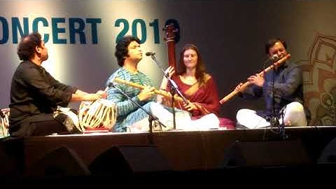 Pandit Rakesh Chaurasia | Raag Yaman | Kamani Auditorium | #HCLMEGACONCERT2019