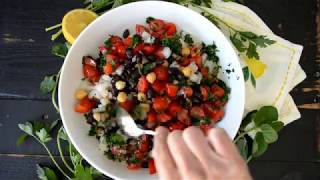 Balela (Middle Eastern Bean Salad)