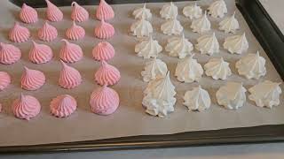 JUST 2 EGG WHITES AND SUGAR MAKES  THESE 40 CLASSIC MERINGUES / BEZELE THAT WILL MELT IN YOUR MOUTH