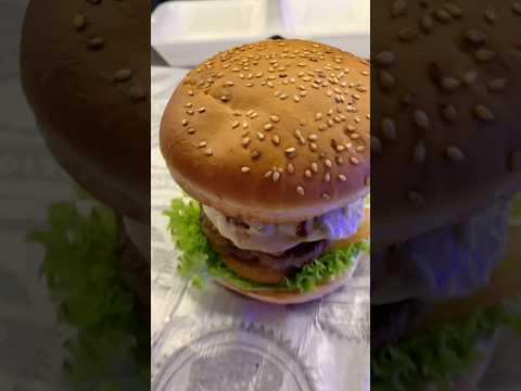 Best Burger cravings 🍔  #Shorts #burger  #foodie  #satisfying  #cooking