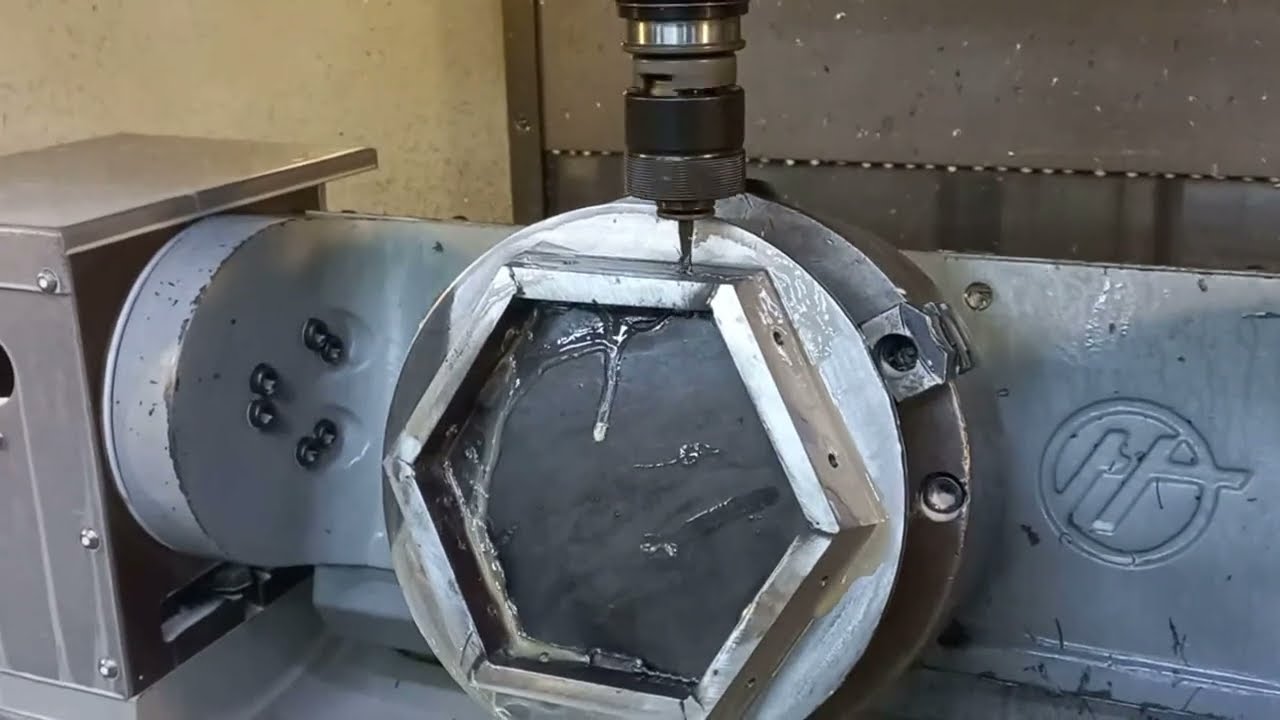 Lavorazione CNC a 5 assi: la guida definitiva Lavorazione CNC a 5 assi: la guida definitiva