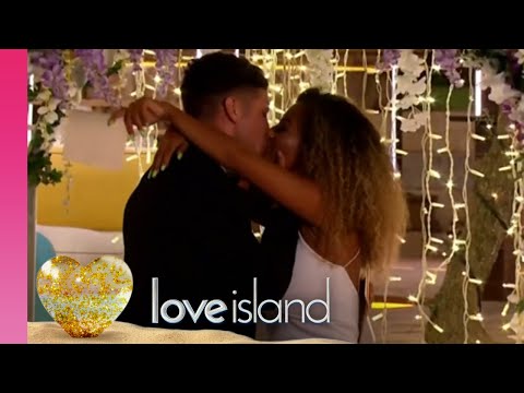 Love Island 2019 Best Kisses | Love Island 2019