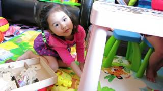 Aliza & Naomi 2016040604