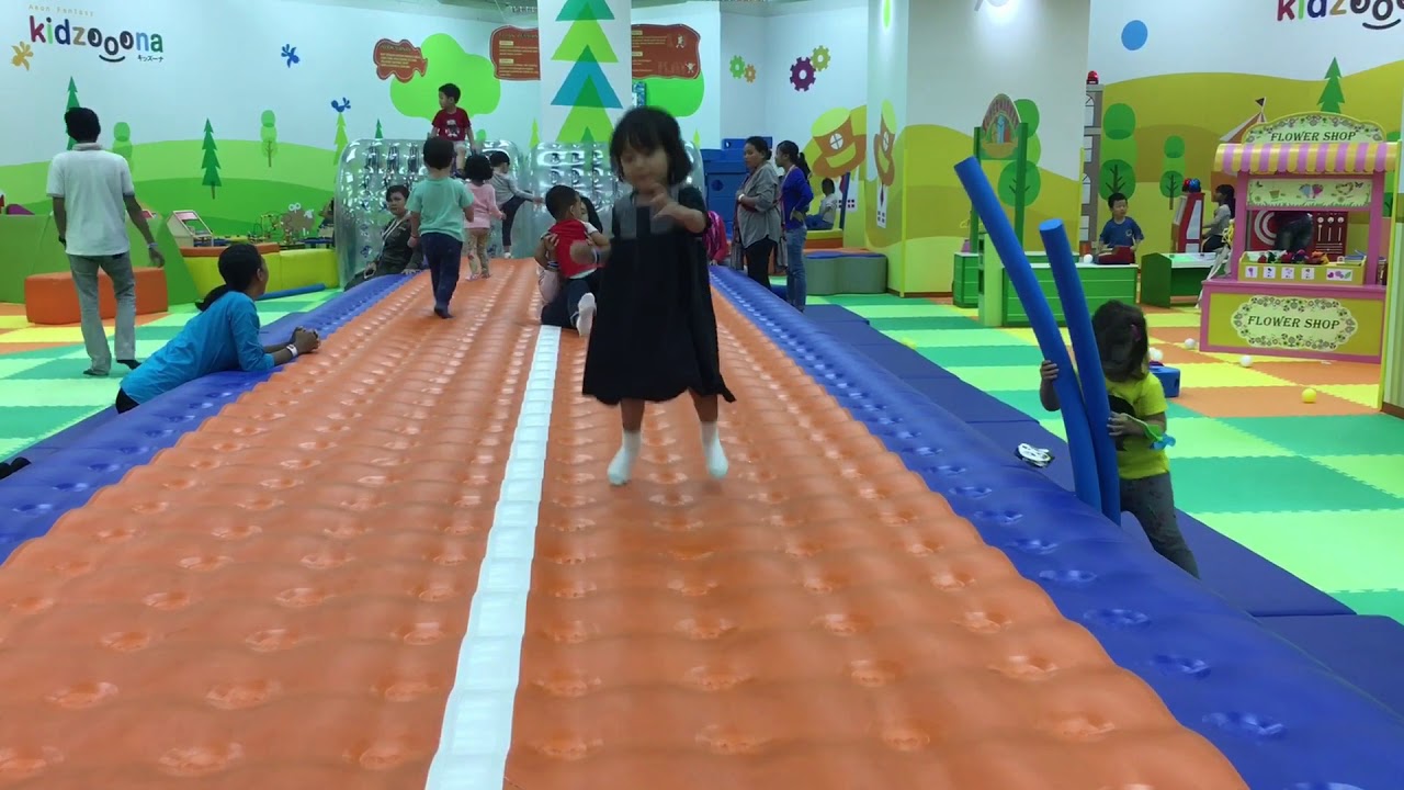 Hore 05 Free Play Kidzooona Indoor Play Park Jakarta Youtube