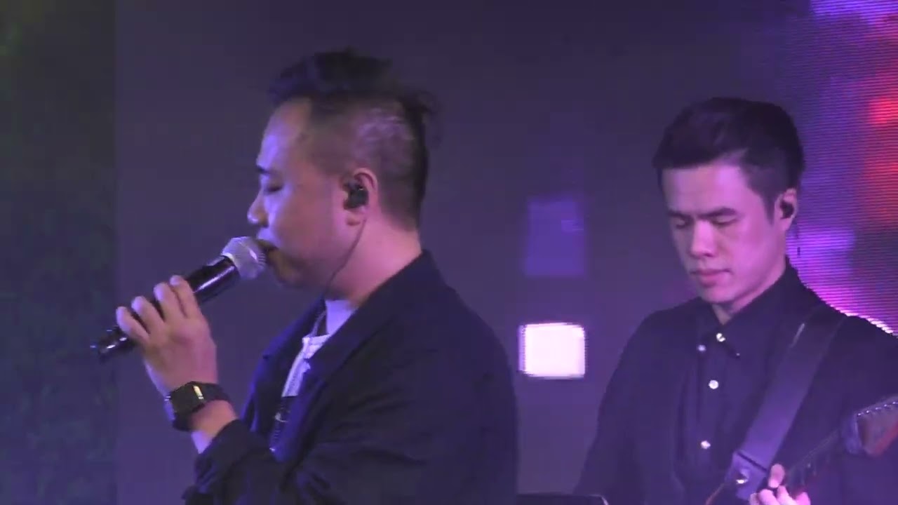 I'm Yours by Kasey Pong & Cuz Ngan