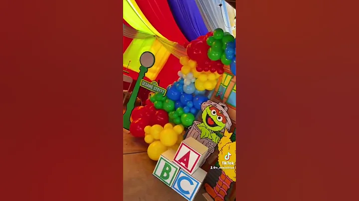 How cute is this Sesame Street setup! Follow us on Instagram @ee_backdrops