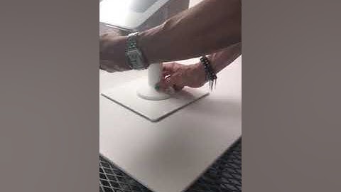 Introducing the new Freestanding Clover Mini Swivel Stand