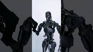 Hot Toys Terminator Salvation T-700 Endoskeleton