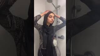 How People Think Hijabis Shower 