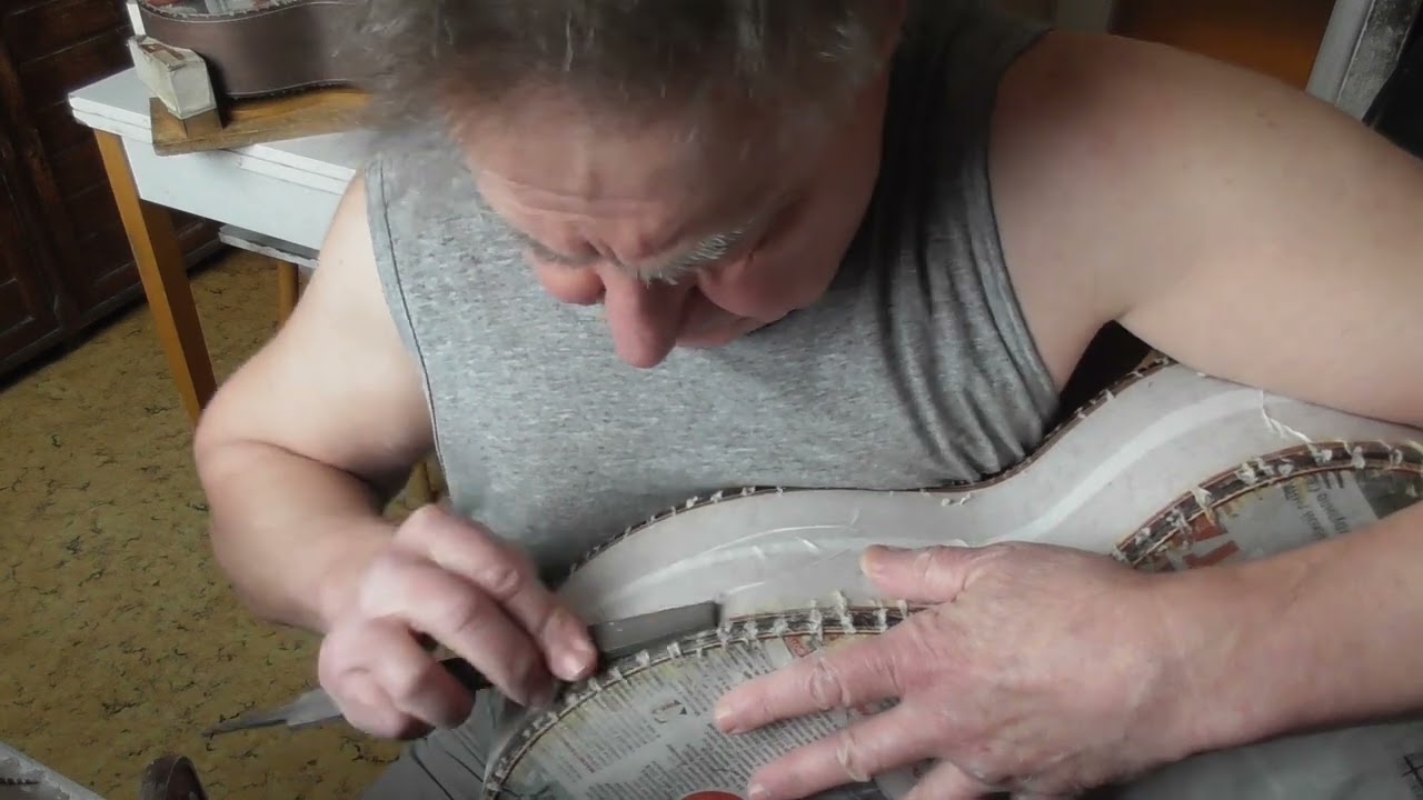 Чистовая обработка готовых двух корпусов гитар(видео №993).