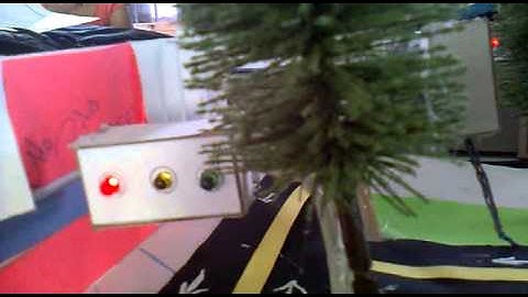 CONTROL DE 3 SEMAFOROS CON PIC