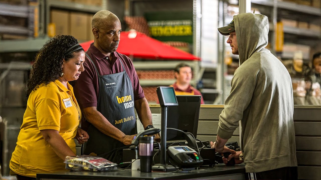 قاتل مأجور قرر يبعد عن المشاكل لحد مقابل بنت غلبانة أتورطت مع زعيم عصابة فقرر يرجع لأيام زمان ملخص