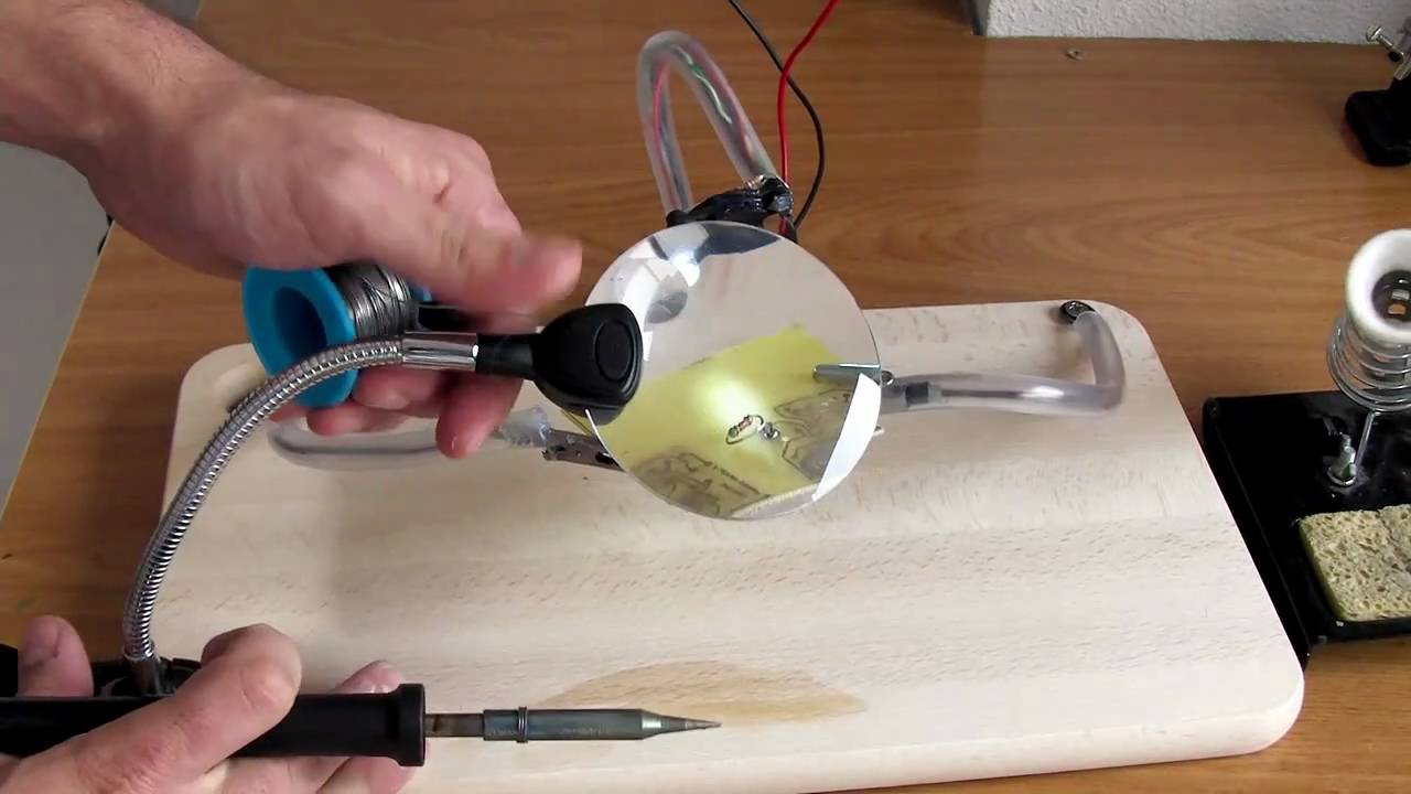 DIY Cheap and Useful Helping Hands - YouTube