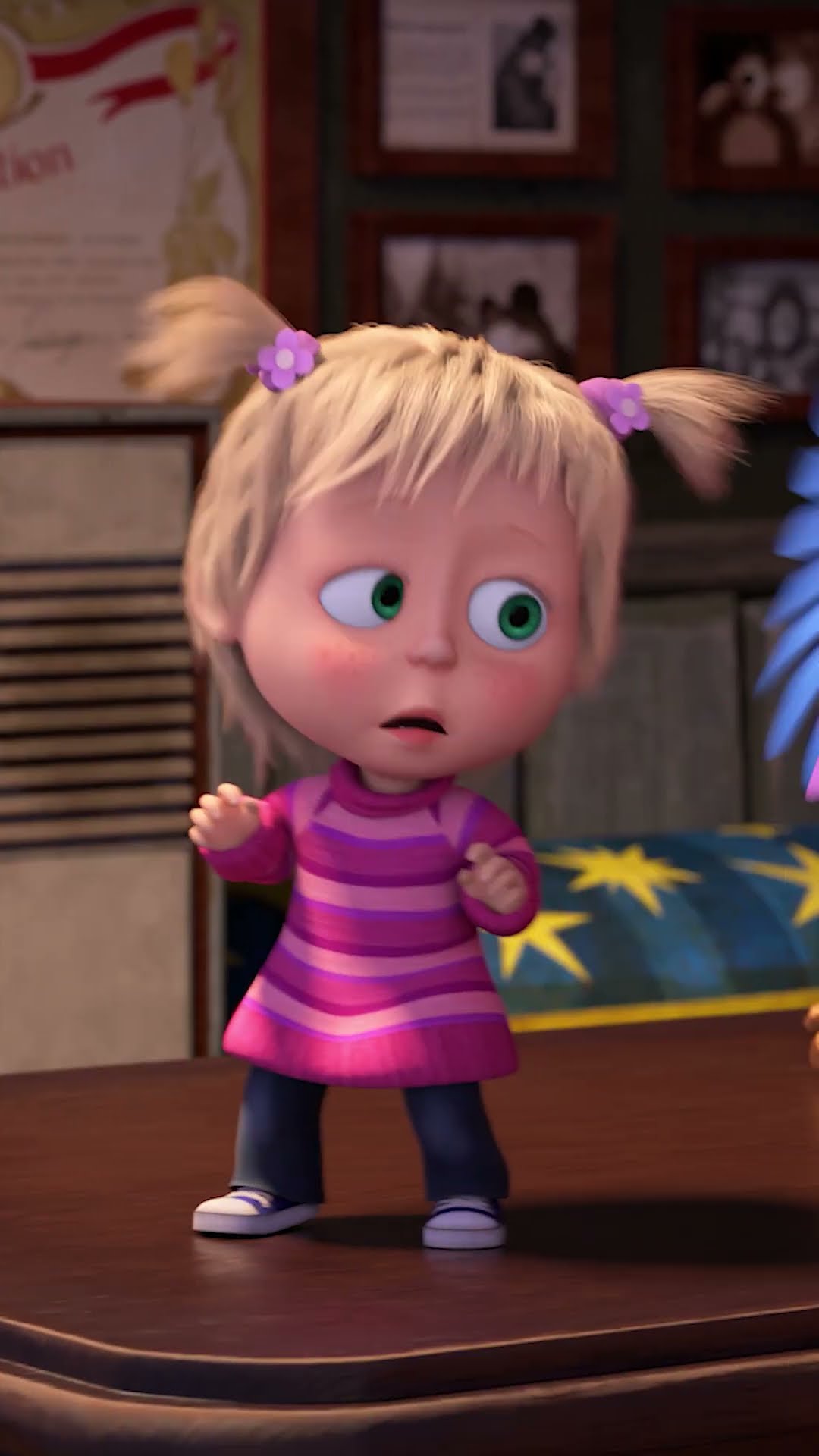 Naughty bird ?? #It'snoSliceofHeaven #MashaAndTheBear #Shorts #cartoonforkids #kids