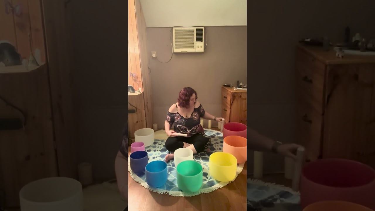 New year, shed your skin and chill with this bath and frog duet. 