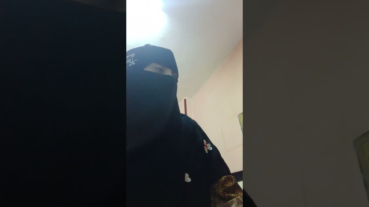 ازهريه انا وافتخر بفضل الله تعالى 