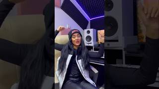 Naz Dej - Aşık Mecnun Feat. Elsen Pro