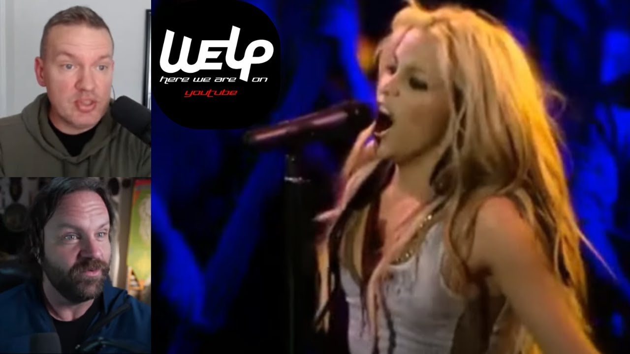 Shakira - Objection (Tango) (Live) | REACTION