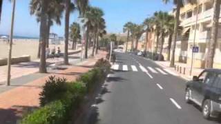 Paseo Urbanización Roquetas (Almería), llegando al Puerto.